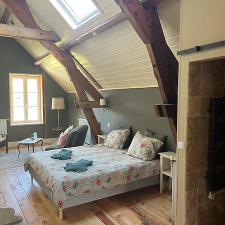 Moulin De Maupoy Bed & Breakfast Saint-Symphorien-de-Marmagne Exterior foto