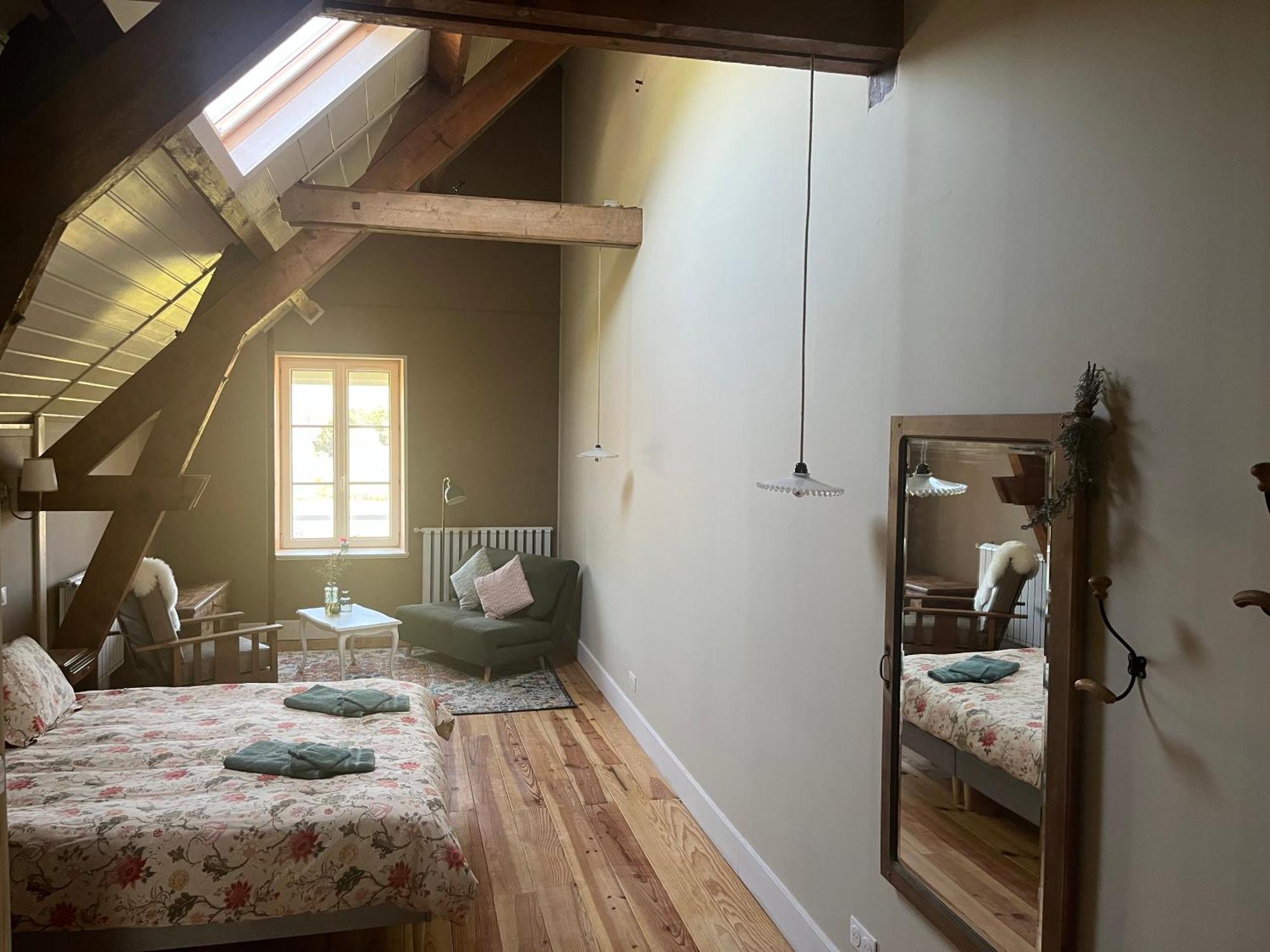 Moulin De Maupoy Bed & Breakfast Saint-Symphorien-de-Marmagne Exterior foto